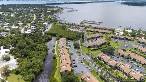 1600 NE Dixie Highway Jensen Beach FL 34957