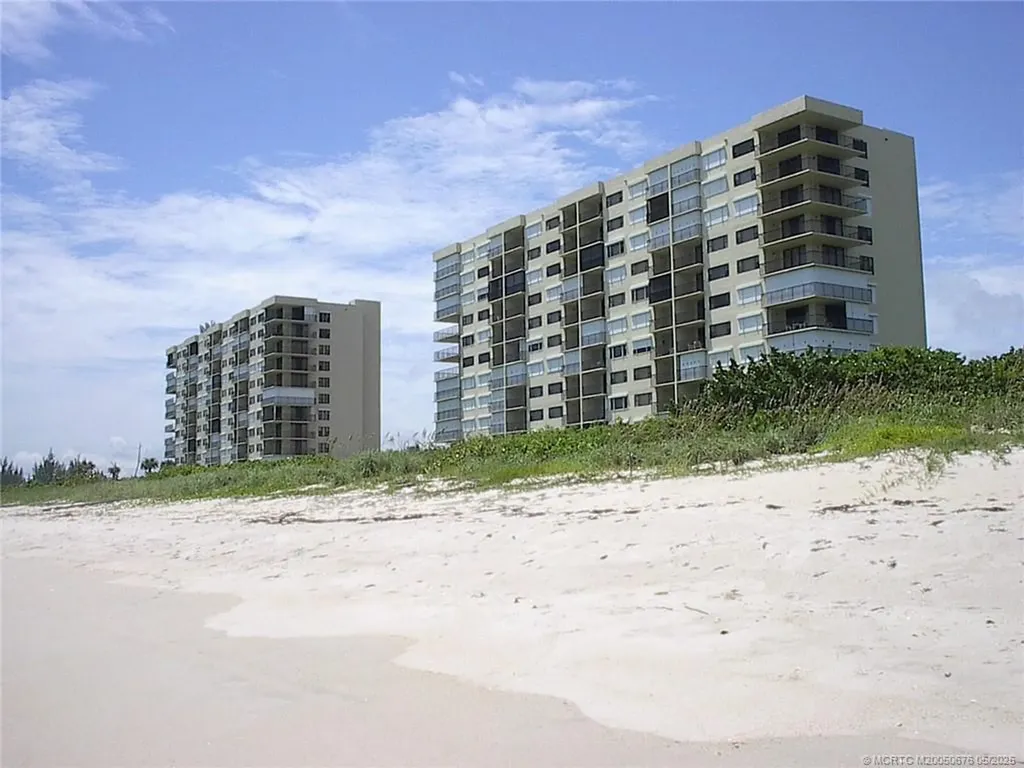 4250 N Highway A1a Highway Hutchinson Island FL 34949