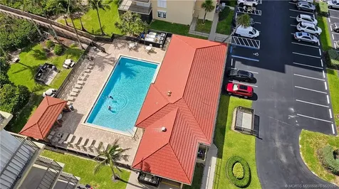 4250 N Highway A1a Highway Hutchinson Island FL 34949