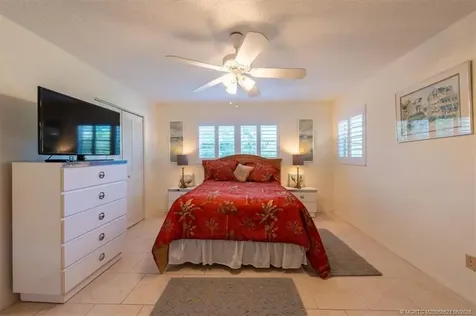 2950 SE Ocean Boulevard Stuart FL 34996