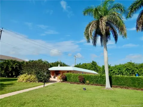 2950 SE Ocean Boulevard Stuart FL 34996