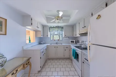 2950 SE Ocean Boulevard Stuart FL 34996