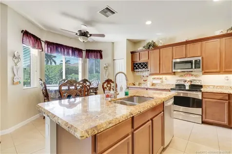 5339 SW Longspur Lane Palm City FL 34990