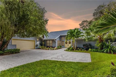 8 Kingston Court Stuart FL 34996