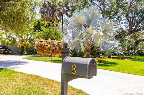 8 Kingston Court Stuart FL 34996