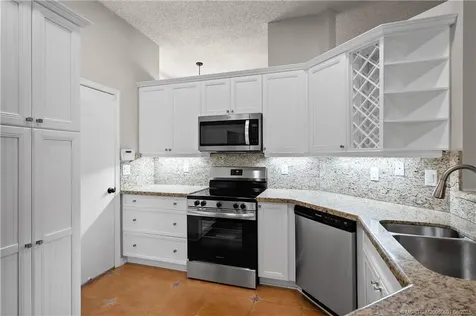 7221 SE Seagate Lane Stuart FL 34997