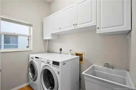 7221 SE Seagate Lane Stuart FL 34997