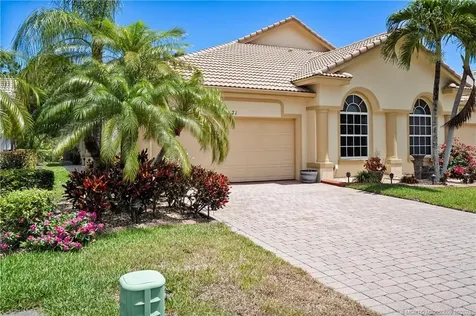 871 NW Red Pine Way Jensen Beach FL 34957
