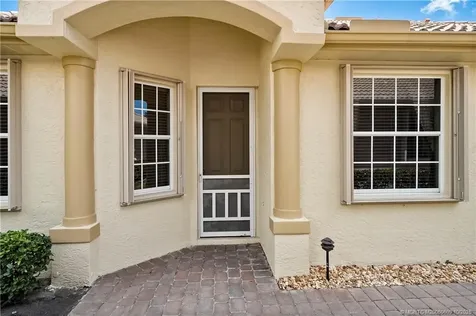 871 NW Red Pine Way Jensen Beach FL 34957