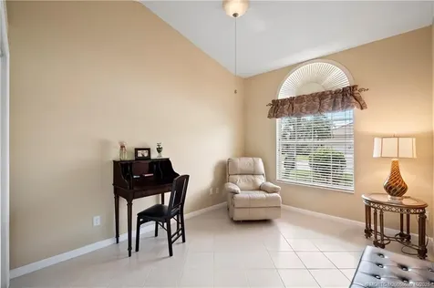871 NW Red Pine Way Jensen Beach FL 34957