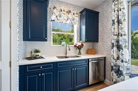 9333 SE Saturn Street Hobe Sound FL 33455