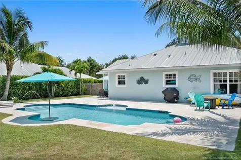 9333 SE Saturn Street Hobe Sound FL 33455