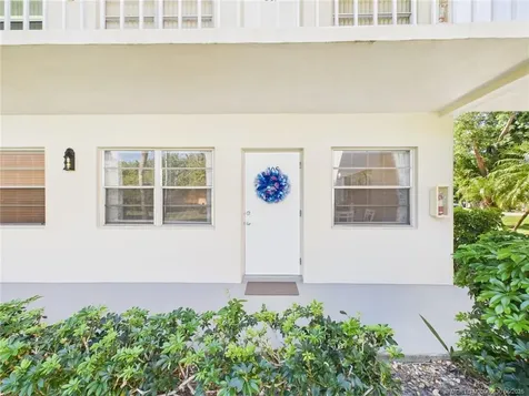 96 Spring Lake Drive Vero Beach FL 32962