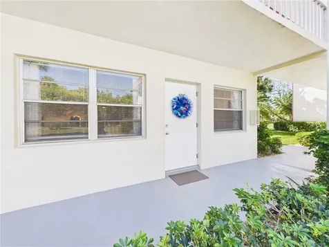 96 Spring Lake Drive Vero Beach FL 32962