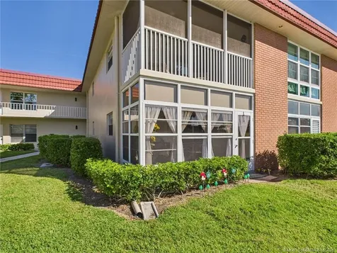 96 Spring Lake Drive Vero Beach FL 32962