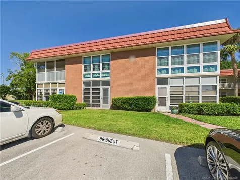 96 Spring Lake Drive Vero Beach FL 32962