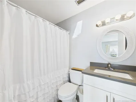 96 Spring Lake Drive Vero Beach FL 32962