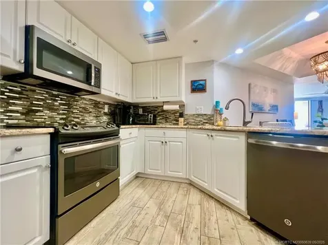 3880 N Highway A1a Hutchinson Island FL 34949