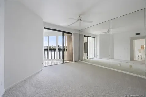 221 NE Plantation Road Stuart FL 34996