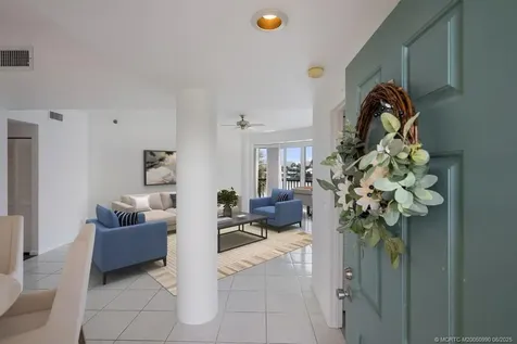 221 NE Plantation Road Stuart FL 34996