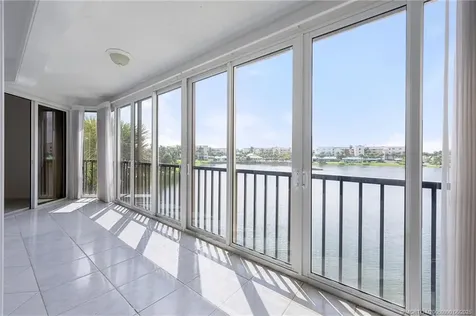 221 NE Plantation Road Stuart FL 34996