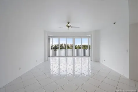 221 NE Plantation Road Stuart FL 34996