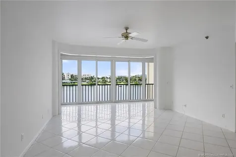 221 NE Plantation Road Stuart FL 34996