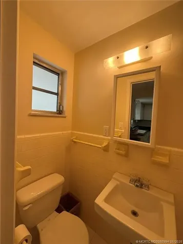 2427 NW Holiday Court Stuart FL 34994