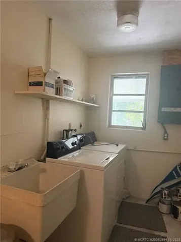 2427 NW Holiday Court Stuart FL 34994