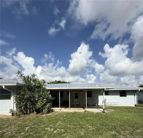 2427 NW Holiday Court Stuart FL 34994