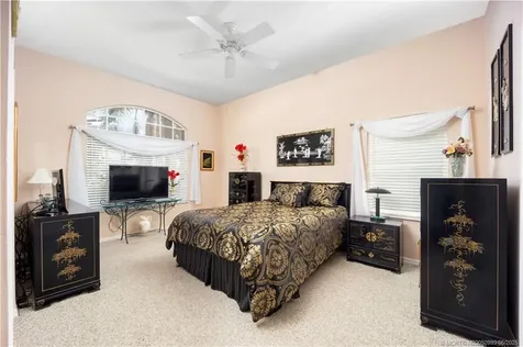 4922 SE Devenwood Way Stuart FL 34997