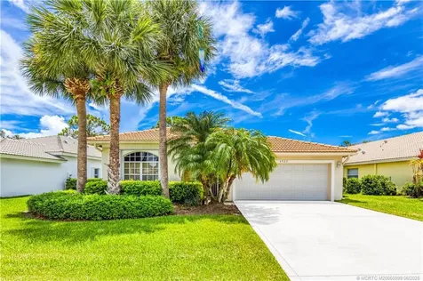 4922 SE Devenwood Way Stuart FL 34997