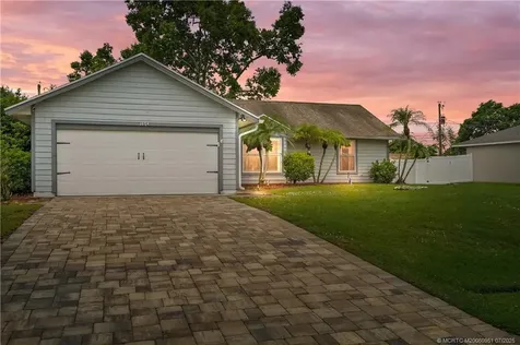 1074 SW Jennifer Terrace Port St Lucie FL 34953