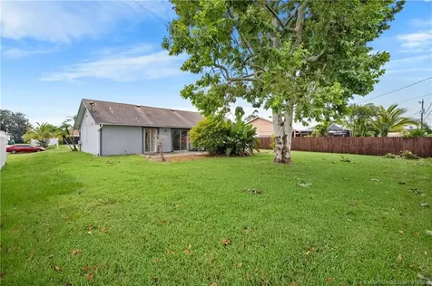 1074 SW Jennifer Terrace Port St Lucie FL 34953
