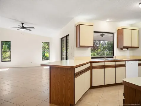 188 SE Crosspoint Drive Port St Lucie FL 34983