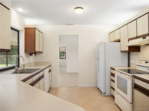 188 SE Crosspoint Drive Port St Lucie FL 34983