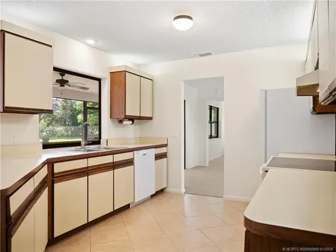 188 SE Crosspoint Drive Port St Lucie FL 34983