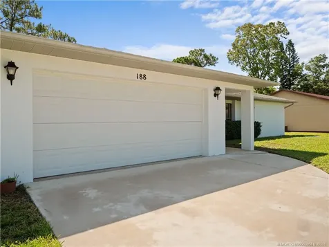 188 SE Crosspoint Drive Port St Lucie FL 34983