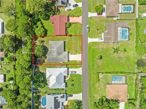 188 SE Crosspoint Drive Port St Lucie FL 34983