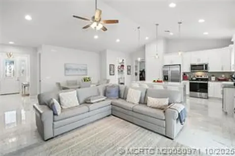 5842 NW Windy Pines Lane Port St Lucie FL 34986