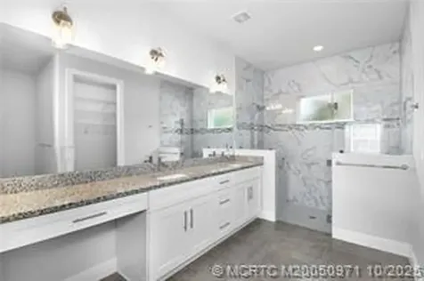 5842 NW Windy Pines Lane Port St Lucie FL 34986