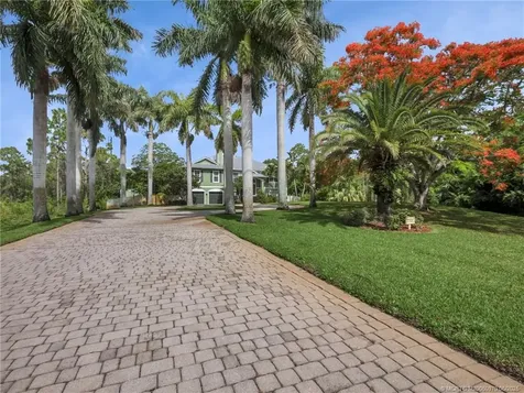 7701 Silver Oak Drive Port St Lucie FL 34952