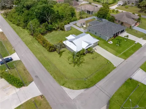 3792 SW Hulska Street Port St Lucie FL 34953