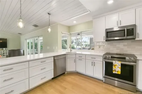 8318 SE Coconut Street Hobe Sound FL 33455