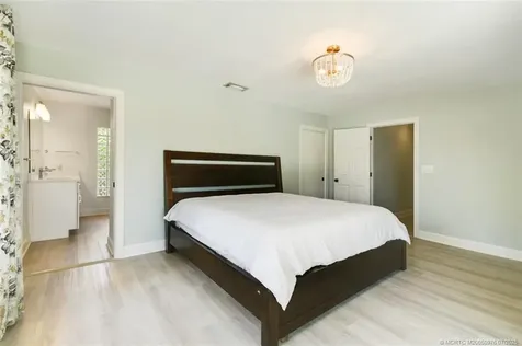 8318 SE Coconut Street Hobe Sound FL 33455