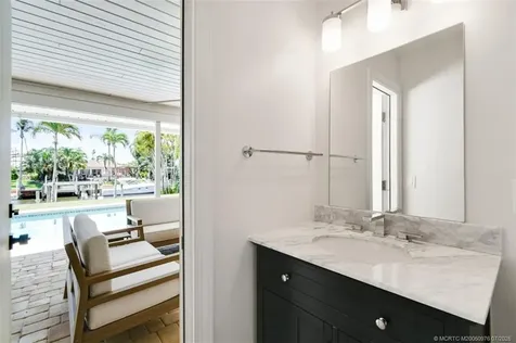 8318 SE Coconut Street Hobe Sound FL 33455