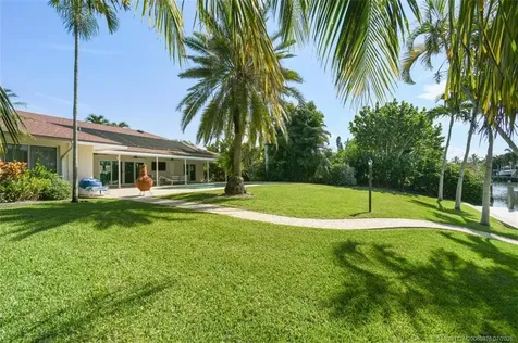 8318 SE Coconut Street Hobe Sound FL 33455