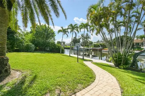 8318 SE Coconut Street Hobe Sound FL 33455