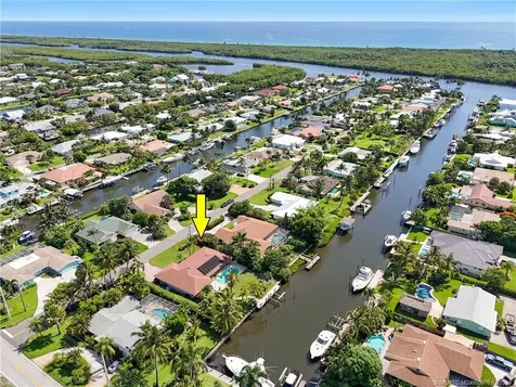 8318 SE Coconut Street Hobe Sound FL 33455