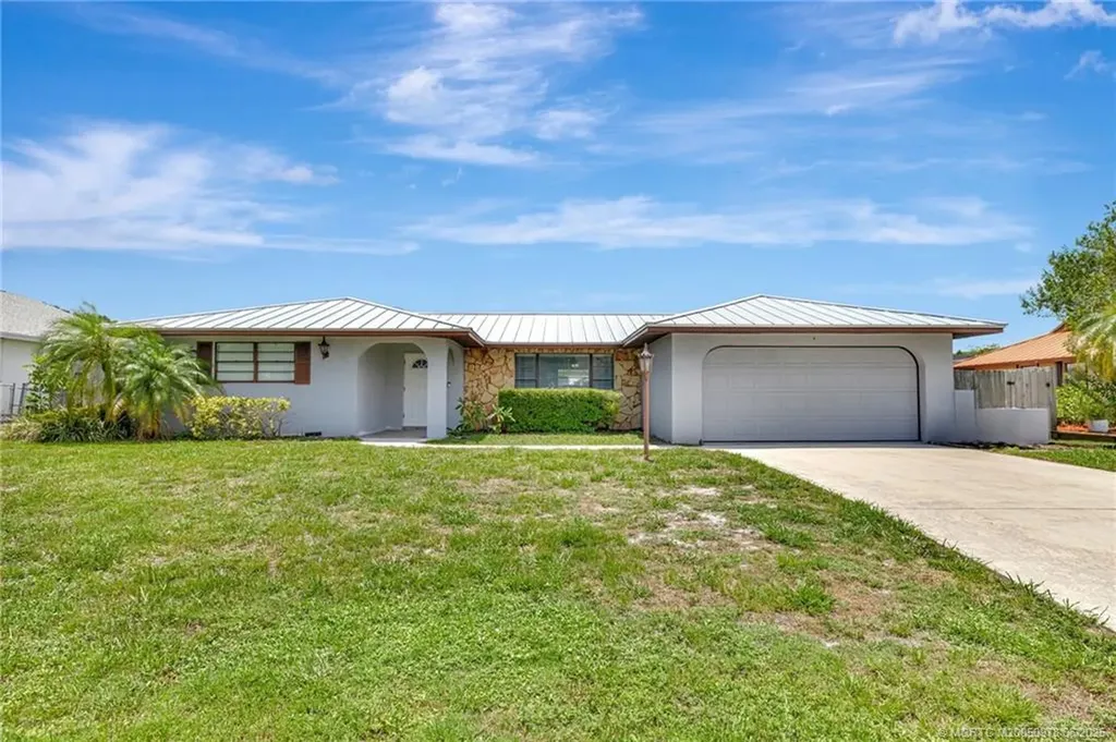 926 NE Vanda Terrado Jensen Beach FL 34957